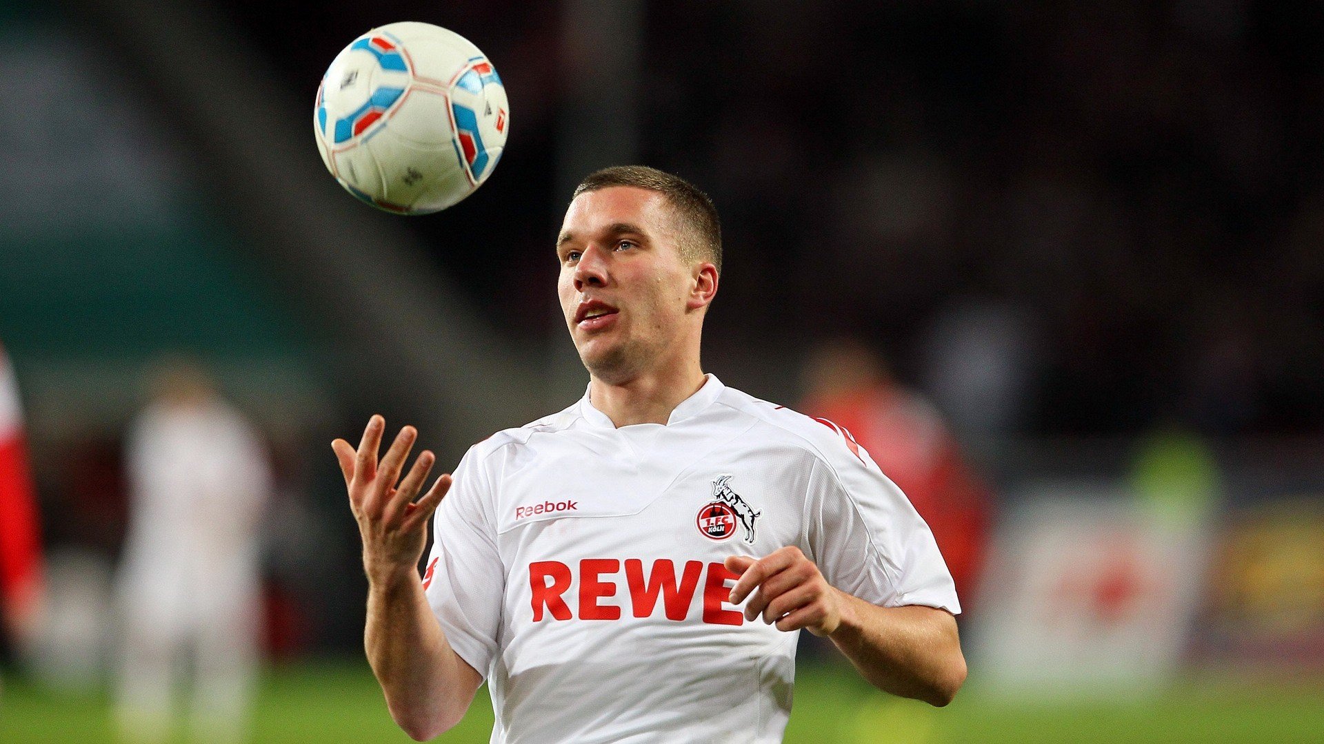 丹·卡特:用精湛的踢球技术改变全黑队的进攻方式,卡特丹奴