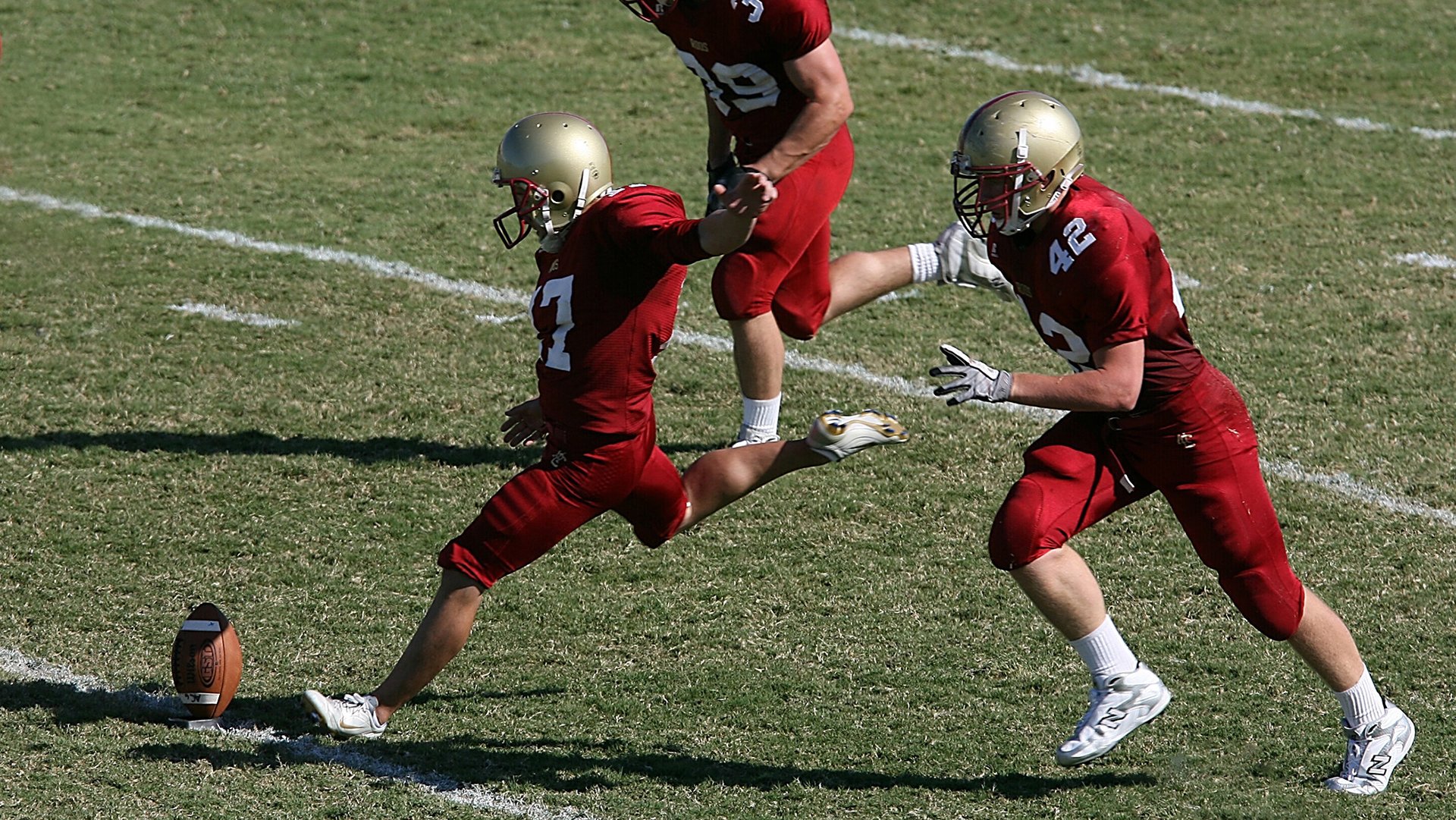 拉恩：全黑队外线的“极速突袭者”，突破防线无往不利